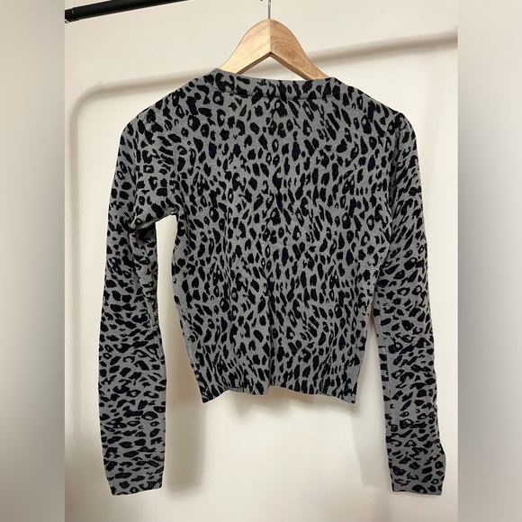 Grey Leopard Print Cardigan Small - Picture 4 of 4
